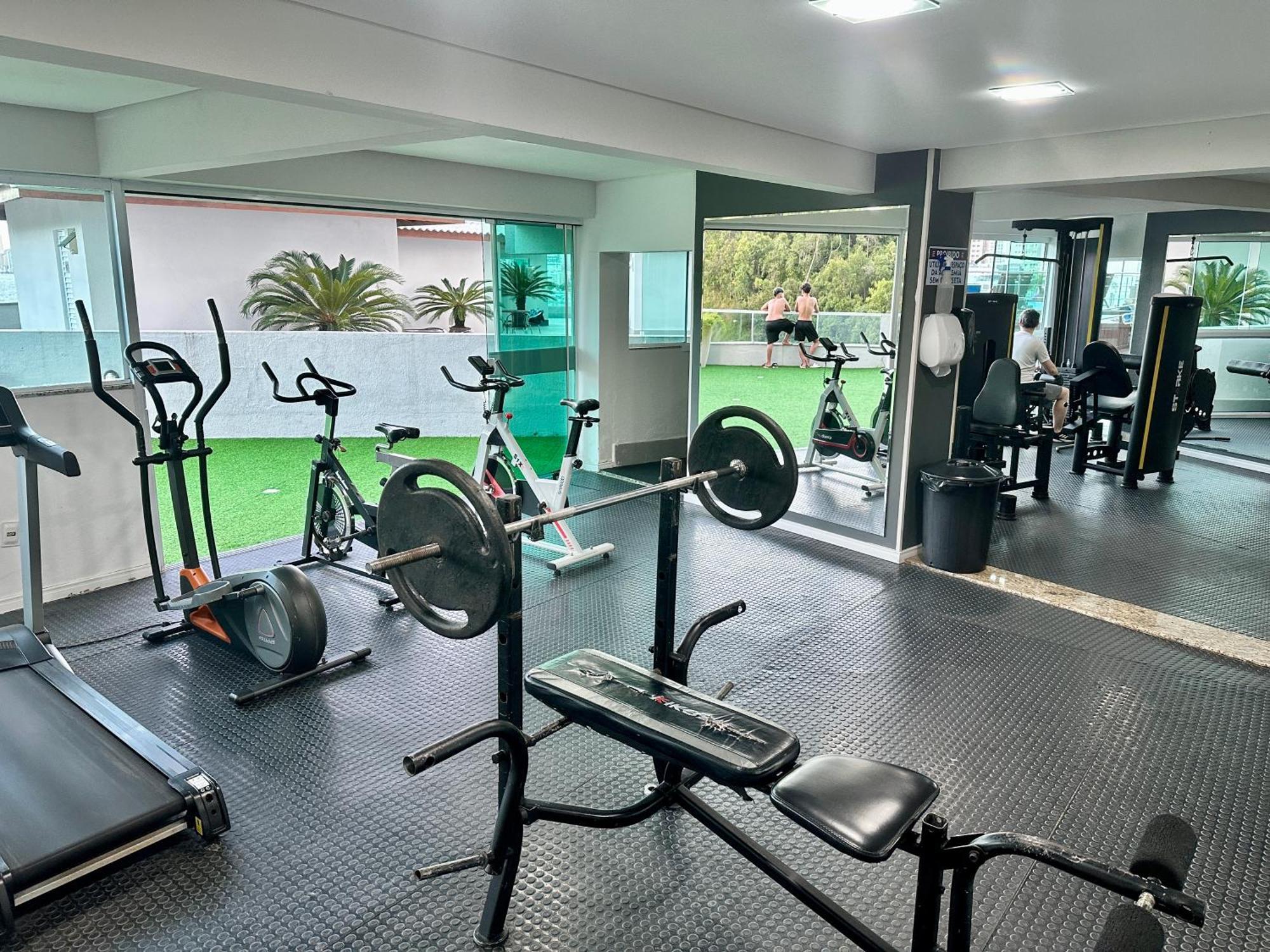 Roda Gigante, Garagem E Piscina Balneário Camboriú Extérieur photo